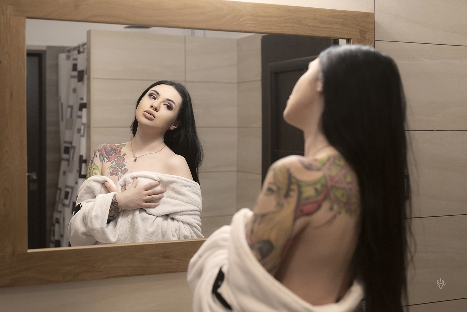 Autorska fotografia sensualna — zdjęcie studyjne.